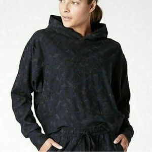 Camo cropped sweatshirt
